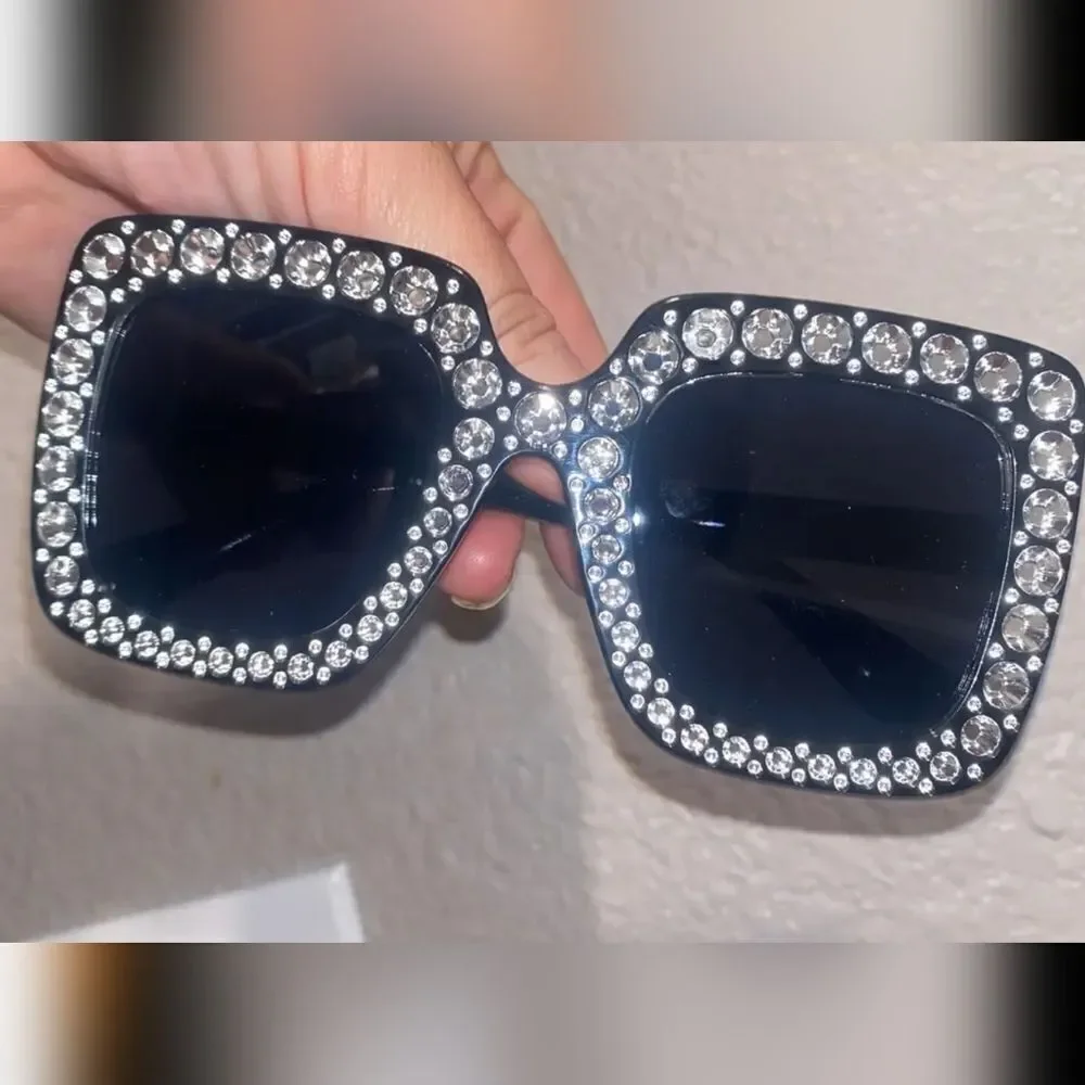Unisex Luxury Oversized studded sunglasses